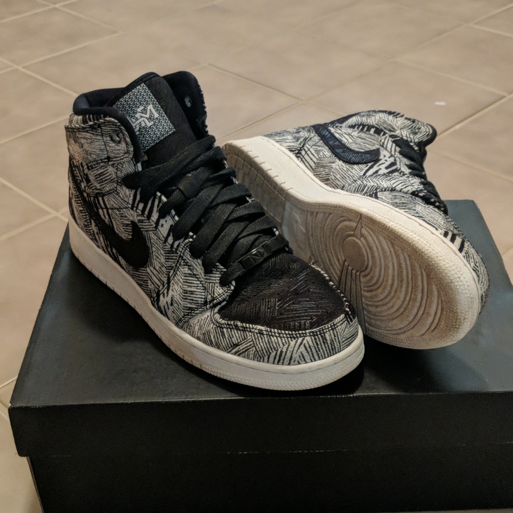 Air Jordan 1 Retro Sneakers